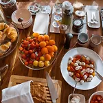 فندق مبيت وإفطار Posestvo Scurek Wine 4*