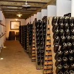 فندق مبيت وإفطار Posestvo Scurek Wine 4*