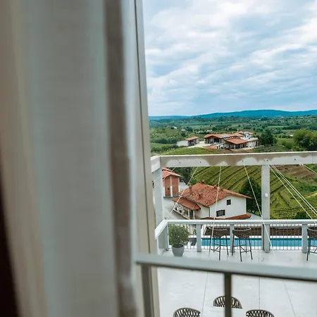 Posestvo Scurek Wine Dobrovo