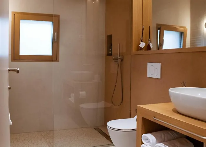 Bed and Breakfast Posestvo Scurek Wine