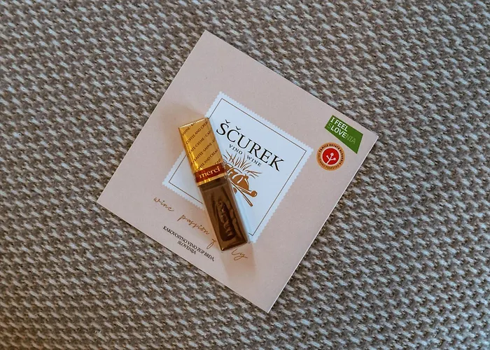 Nočitev z zajtrkom Posestvo Scurek Wine Dobrovo