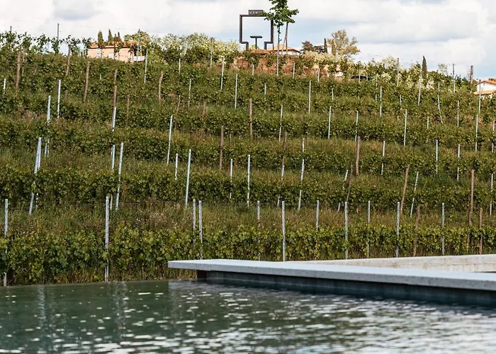 Posestvo Scurek Wine